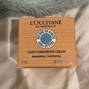 L’OCCITANE light comforting cream